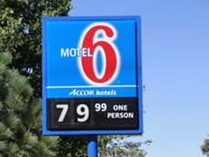 DSC04709 (Motel 6 7999)