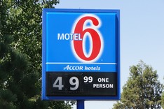 DSC04476 (Motel 6 4999).JPG